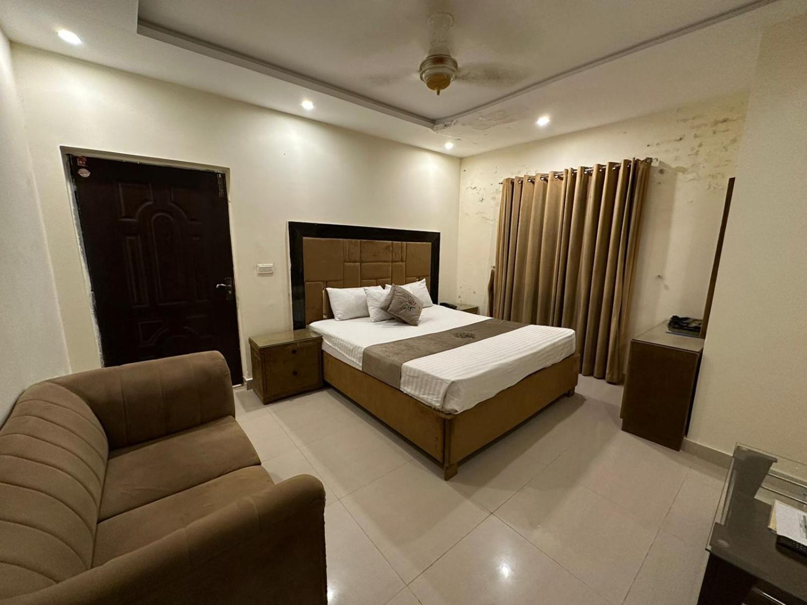 Hotel Green Fort Gulberg Lahor Kültér fotó