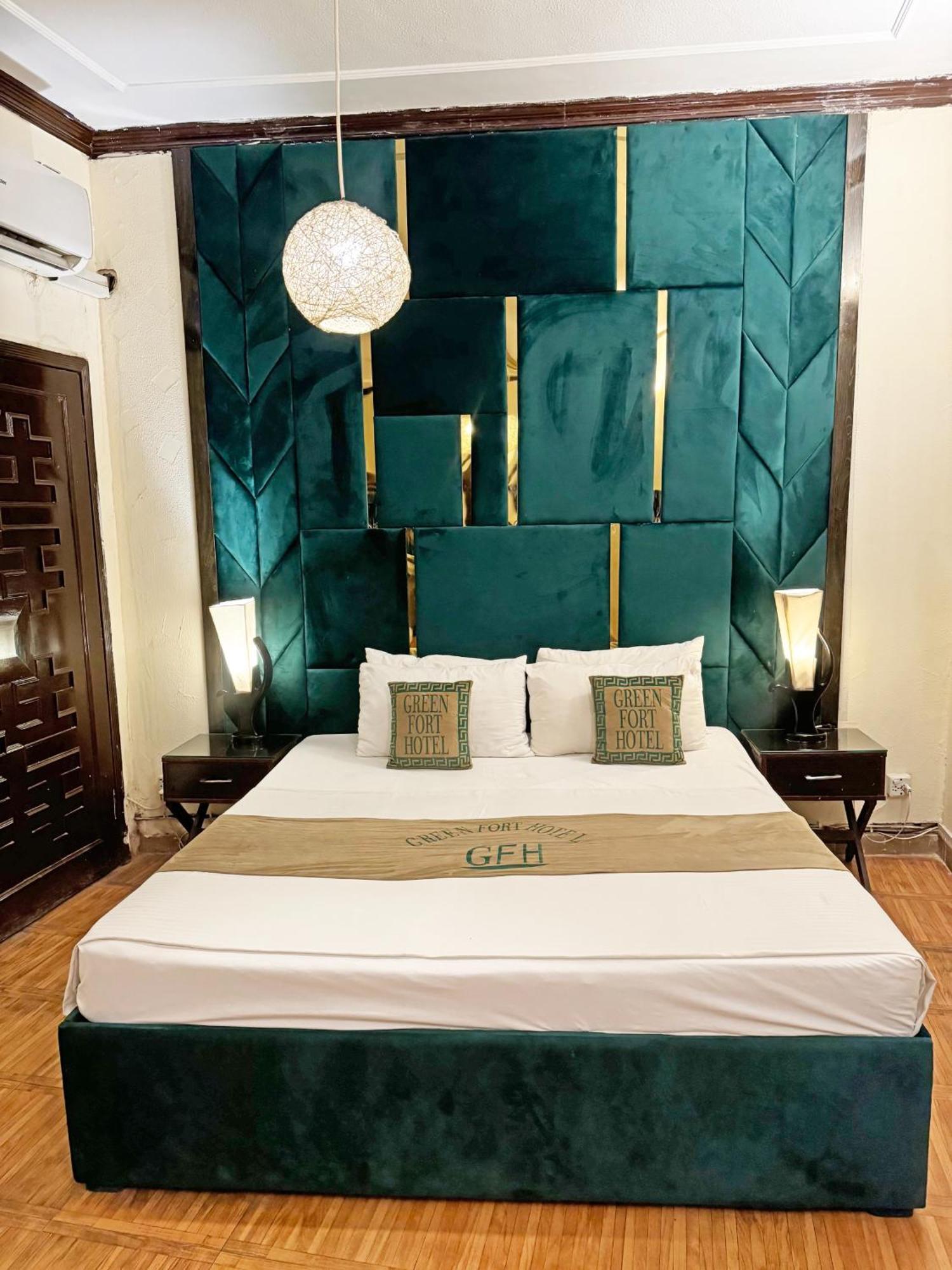 Hotel Green Fort Gulberg Lahor Kültér fotó